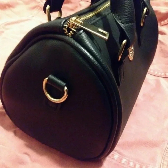 black faux leather handbag cylinder women gold purse bag minimalist small - Picture 2 of 3
